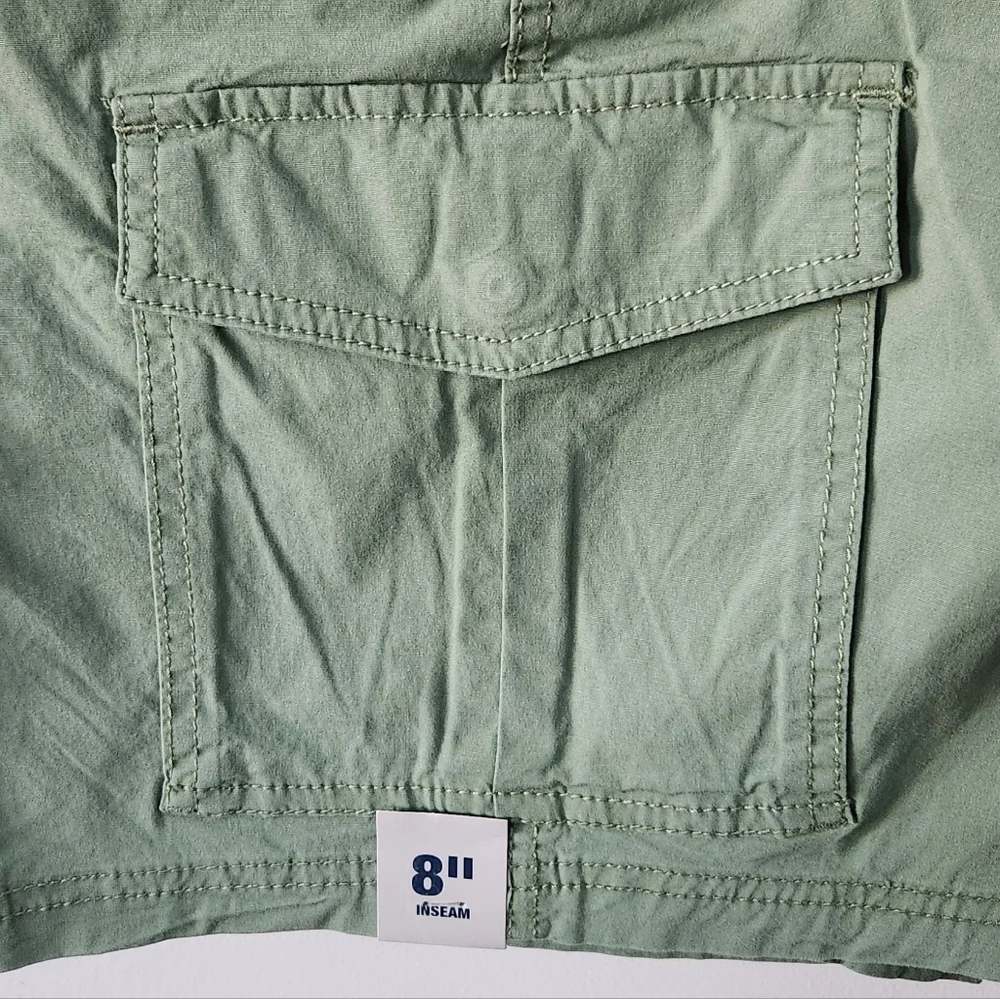 🩳 George Men’s Green Pull-On Cargo Shorts – Size Medium (32–34), NWT, 8” Inseam